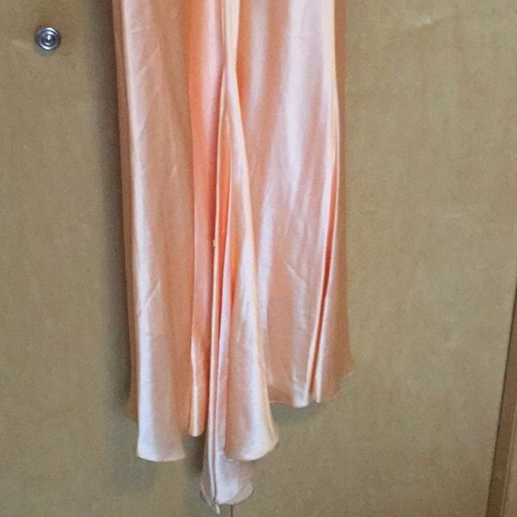 Issue NY Sleeveless Criss-Cross Open-Back Long - Picture 10 of 12